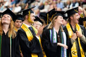 10 Best Authentic Courses to Pursue in College Courses